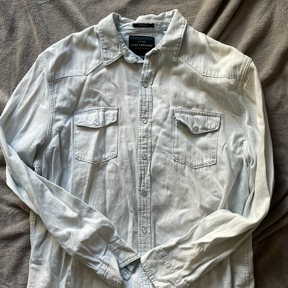 Lucky Brand Light Denim Wash Snap Buttons Shirt